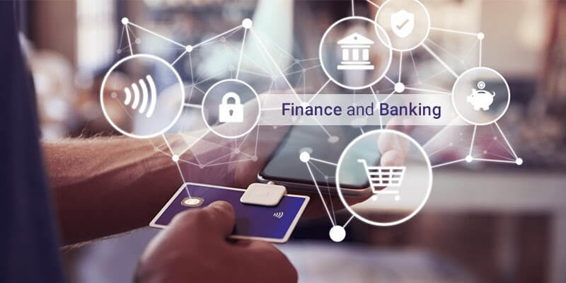 Technology Trends that Will Control Financial and Banking Applications - F450C